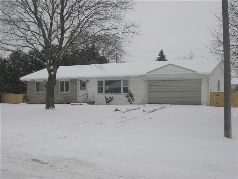 2nd image of 712 Nottingham Dr