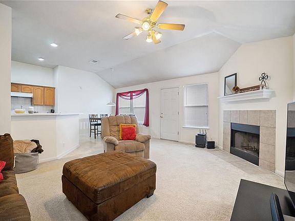 4th image of 307 Abamillo Ct