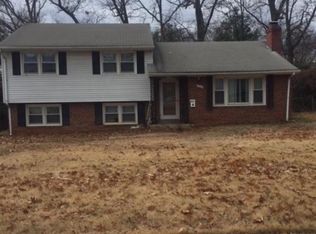5302 Nutting Dr, Springfield, VA 22151