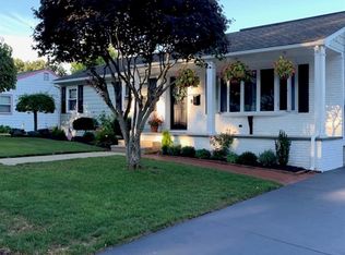 7 Reade St, North Providence, RI 02904