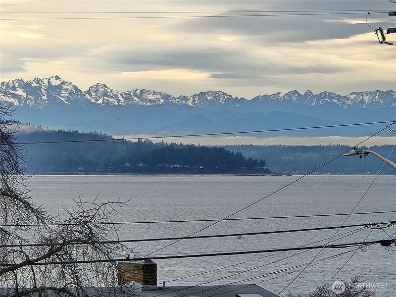 3rd image of 52 XX SW Canada Drive