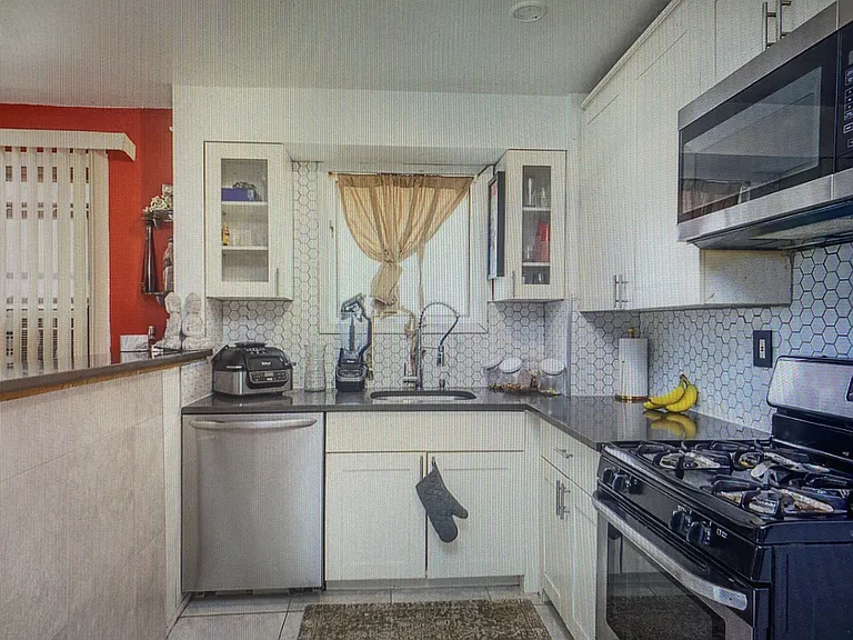 Emerson Ave — Photo 7