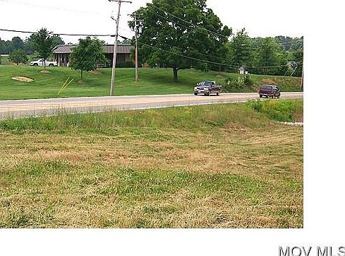 3rd image of 5113 Staunton Tpke