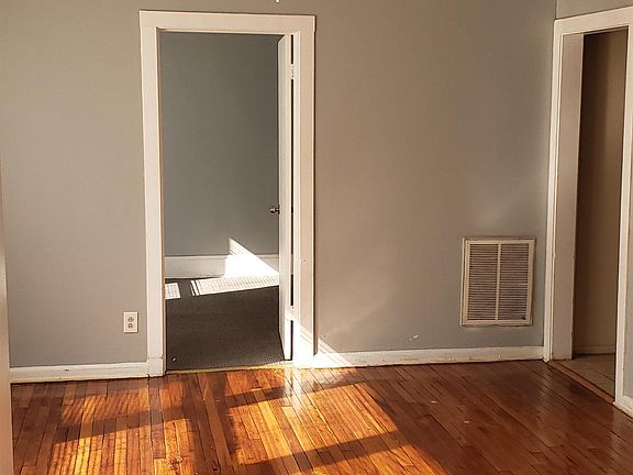 4th image of 1412 E 138th St #1W