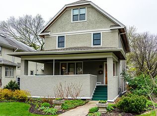 629 N Ridgeland Ave, Oak Park, IL 60302