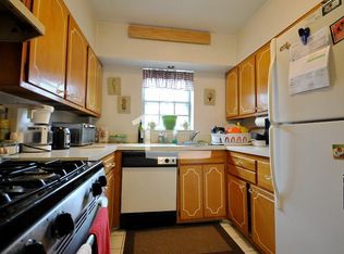 164 Lake Shore Rd #1CA, Brighton, MA 02135