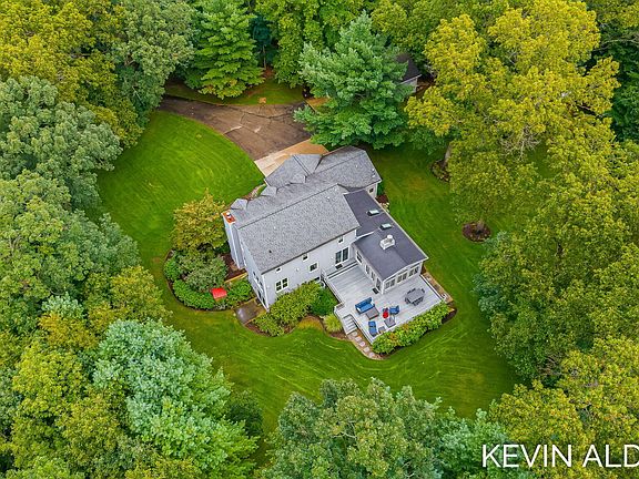 3rd image of 3113 Marcia Ln