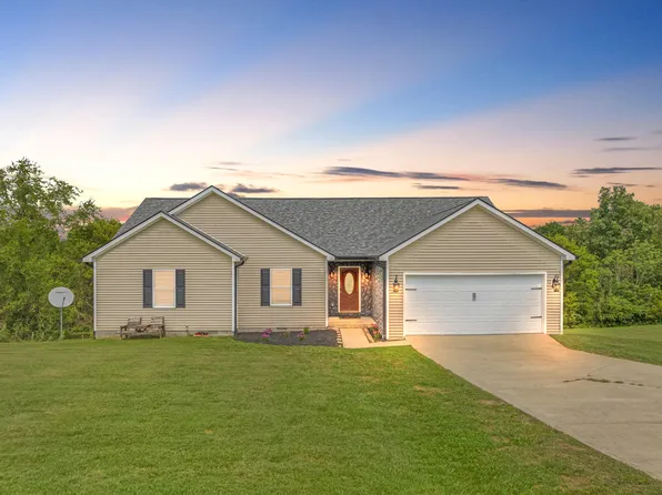 207 Lakeland Dr, Harrodsburg, KY 40330