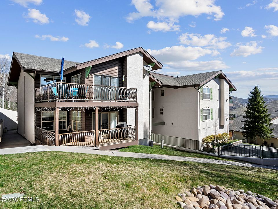 1st image of 1004 Uri Ln #C-2