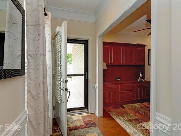 4th image of 9032 Smokey Hill Ln