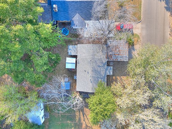 4th image of 1907 Monta Ave