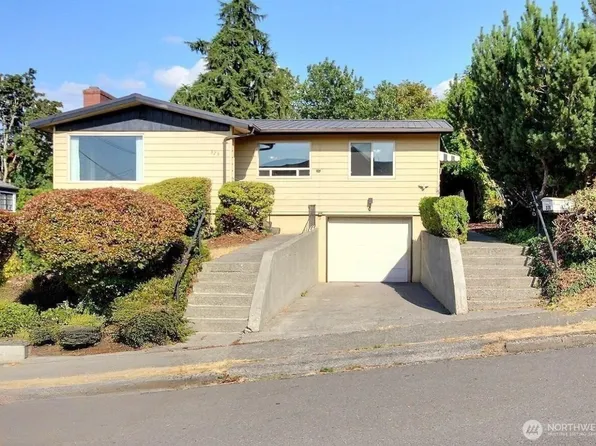 326 Renton Avenue S, Renton, WA 98057