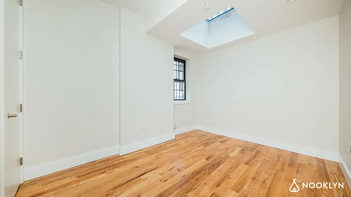 Rented by Nooklyn NYC LLC | media 14