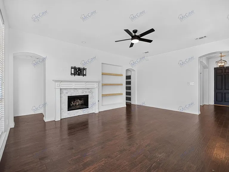 8009 Owl Creek Ln — Photo 4