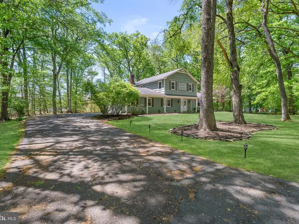 45 W Long Dr, Lawrence Township, NJ 08648