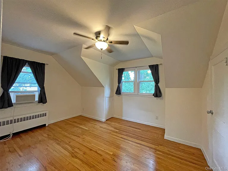 1058 Palmer Ave — Photo 9
