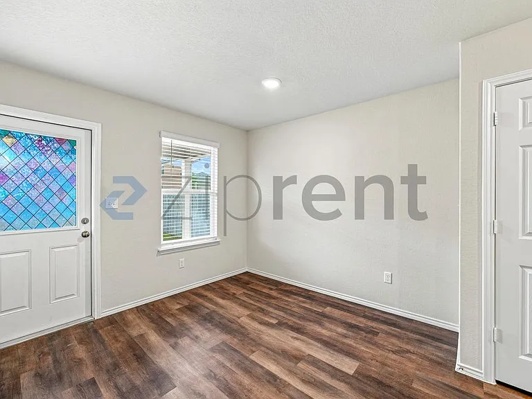 10334 Glimmer — Photo 10