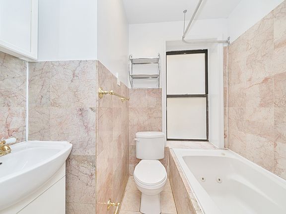3rd image of 319 E 95th St APT 6