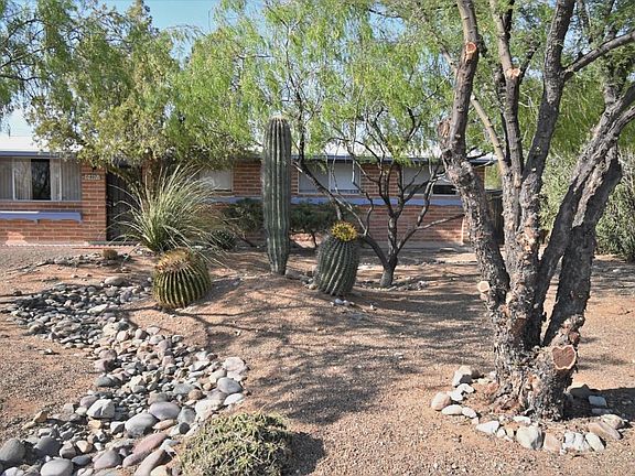 2nd image of 8071 E Kenyon Dr