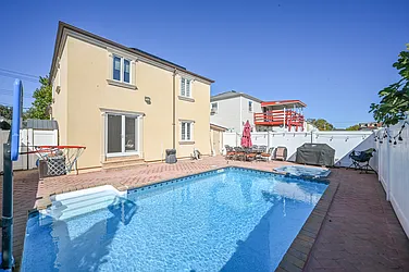 2629 East 65th Street