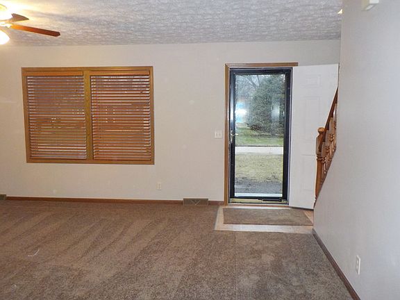 4th image of 280 Parkview Ln