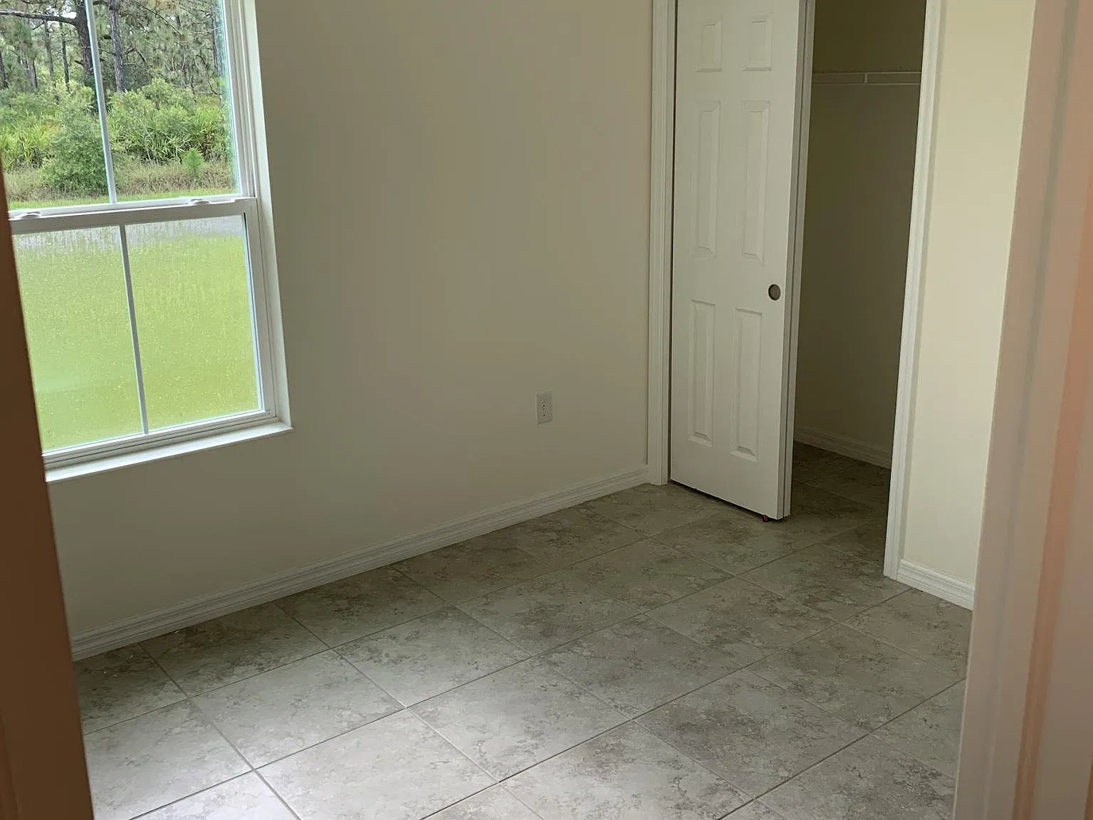 3 bed, 1255 sqft, $1,750 — Photo 3