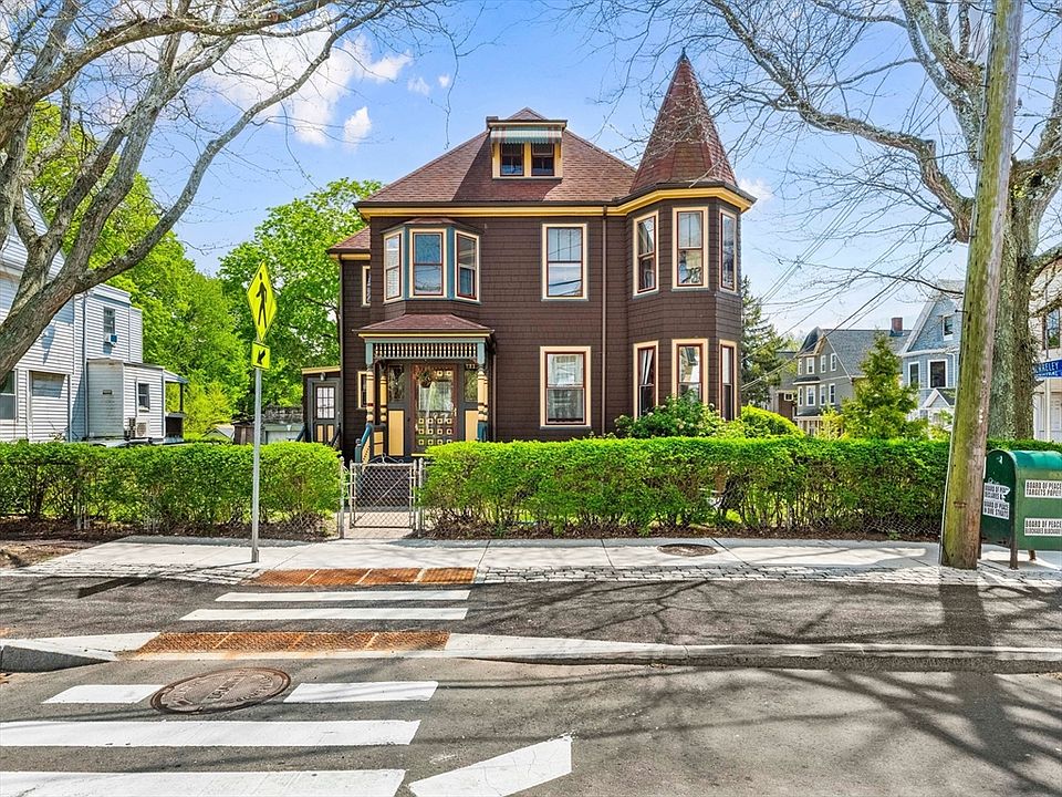 1st image of 61 Central St