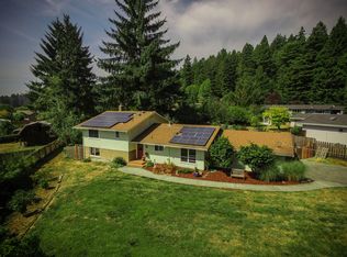 2427 Plunkett Rd, Bayside, CA 95524