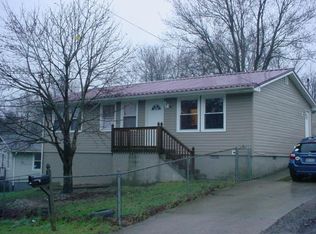 1000 Elizabeth St, Oak Hill, WV 25901