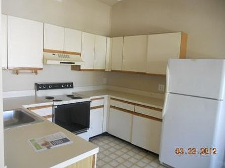 4th image of 5706 Pebble Brook