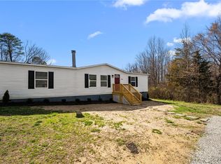 8228 Dash Ln, Jetersville, VA 23083