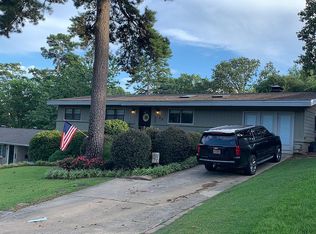 23 Pine Manor Dr, Little Rock, AR 72207