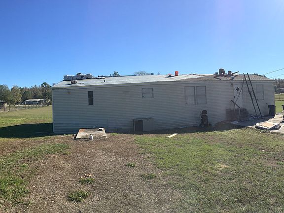 3rd image of 9416 Bob White Dr