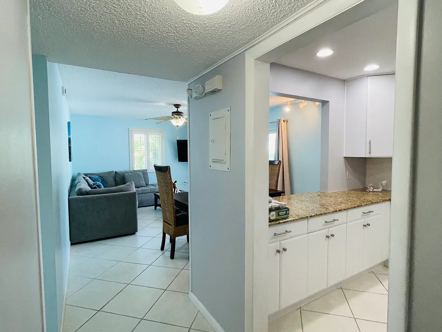 1 bed, 647 sqft, $2,600 — Photo 2