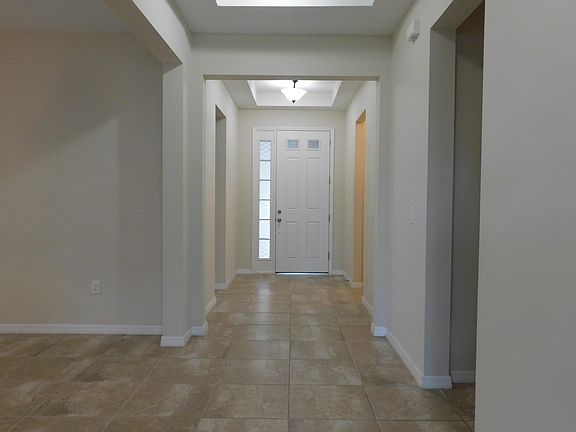 5th image of 2135 Donahue Dr