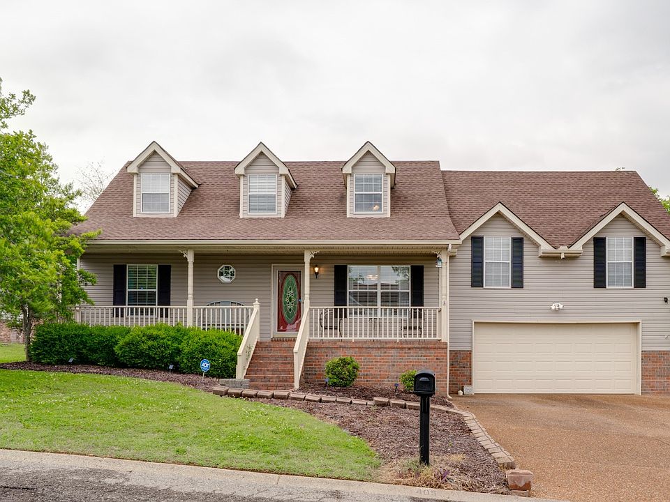 1st image of 405 Bryn Mawr Cir