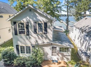 55592 Indian Lake Rd, Dowagiac, MI 49047