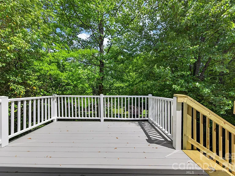 2332 Eargle Rd — Photo 17