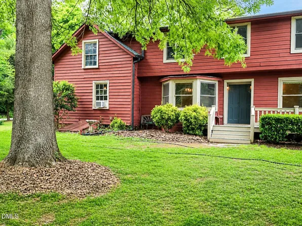 7504 Dodsons Xrds, Hillsborough, NC 27278