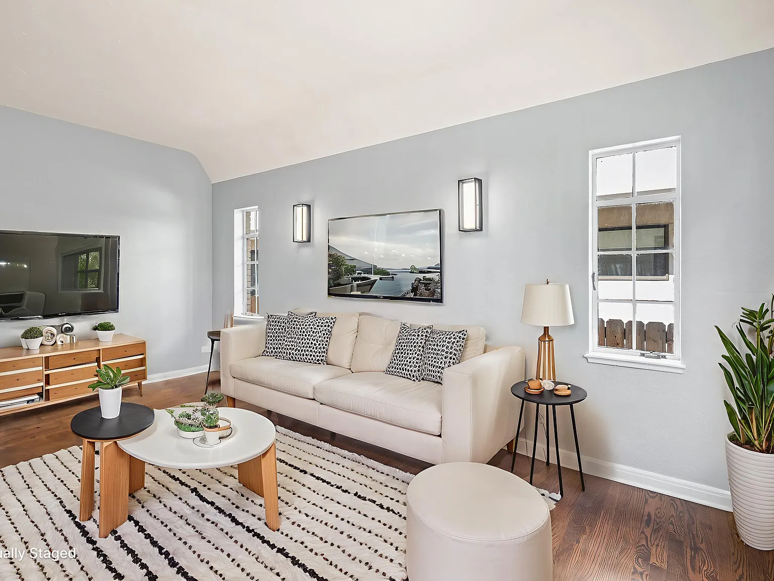 4 bed, 1800 sqft, $3,800 — Photo 4