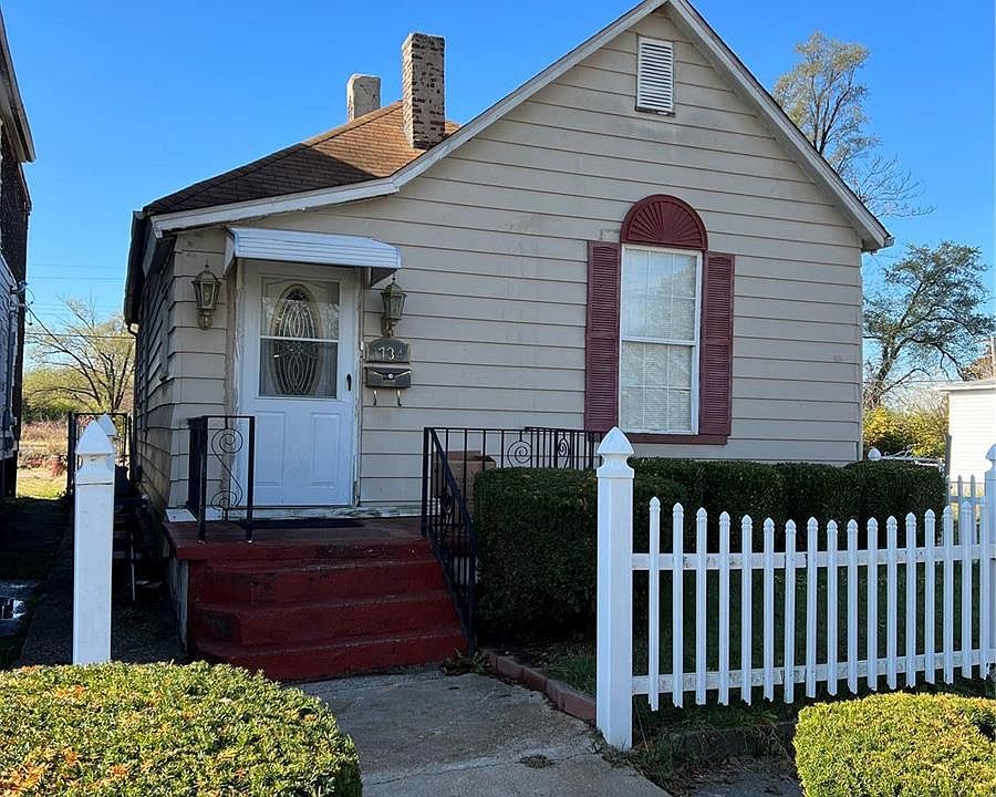 1st image of 1734 Division Ave