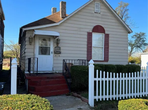 1734 Division Ave, East Saint Louis, IL 62205