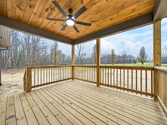 5th image of 304 Georgee Rd