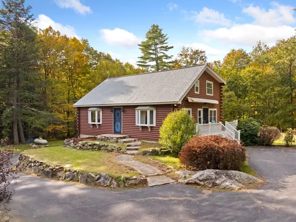 15 Haynes Road, Deerfield, NH 03037