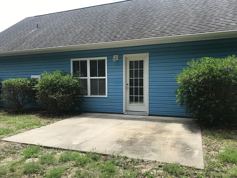 129 S Palm Dr — Photo 28