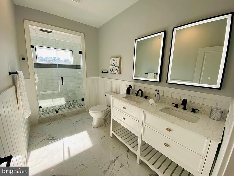 4630 Canton St — Photo 34