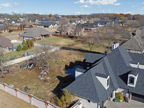 4th image of 1602 Felice Ln