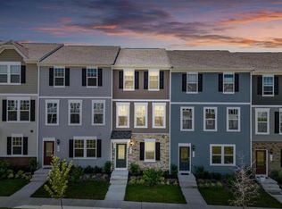 26 Capitol Mews, Ranson, WV 25438