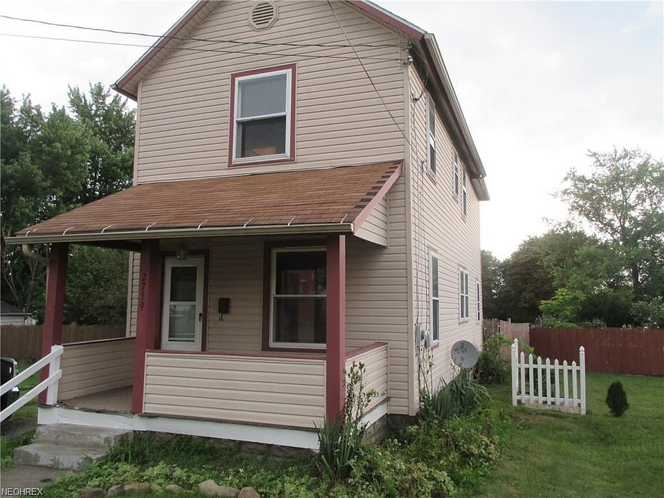 1st image of 2739 Jean St