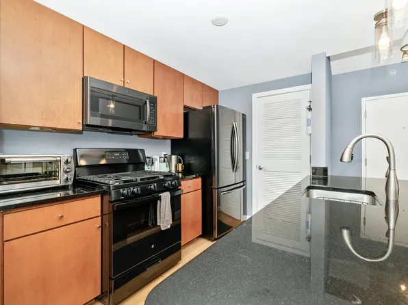1117 10th St NW, Washington, DC